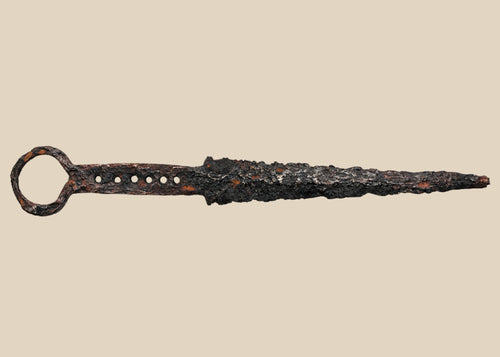 14th-century medieval European quillon dagger with tapered blade, crossguard, and ring pommel, forged steel and iron construction with aged patina.