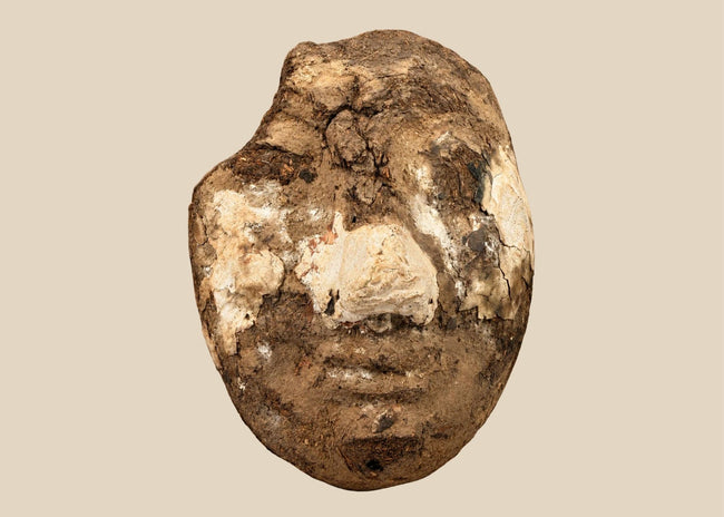 Ancient Egyptian funerary face fragment attributed to the Late Ptolemaic–Early Roman Period, circa 100 BCE–100 CE, featuring mud-and-straw construction.