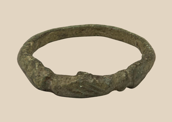 Ancient Roman bronze finger ring with incised palm branch motif, circa 2nd–4th century CE