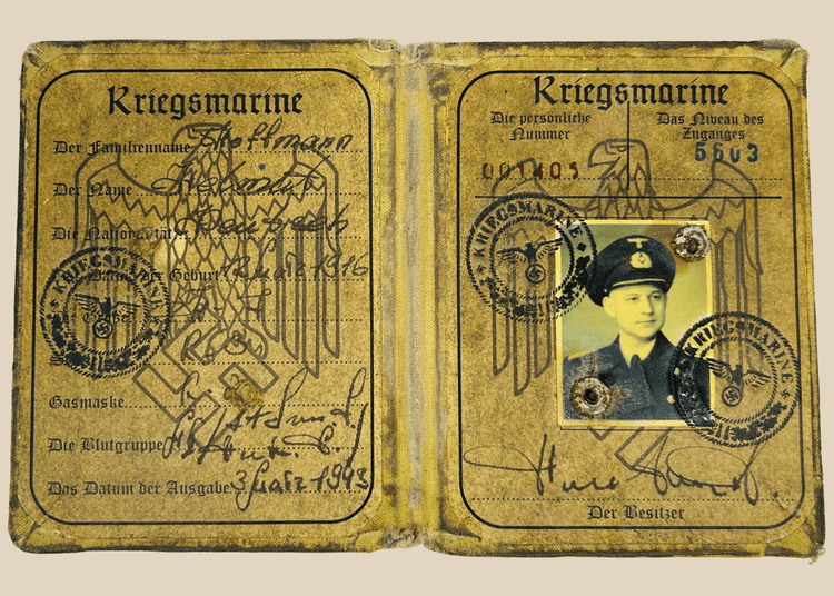 WWII German Kriegsmarine Soldbuch with sailor photo and handwritten entries