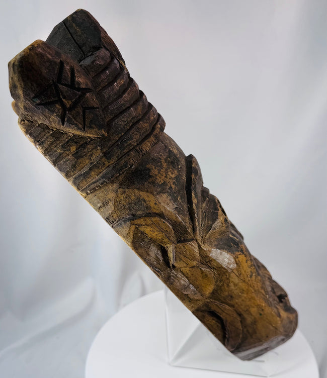 Antique West African ceremonial mask used in ritual performances and ancestral traditions.