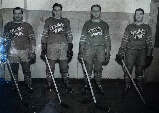 Original wartime-era Ligue de Hockey Métropolitaine championship photograph from Montreal