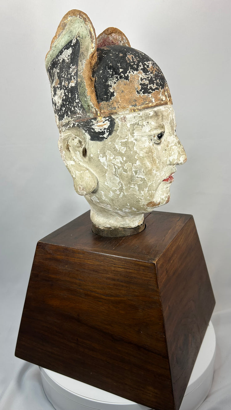 Chinese temple attendant bust with mineral pigment and lacquer decoration.