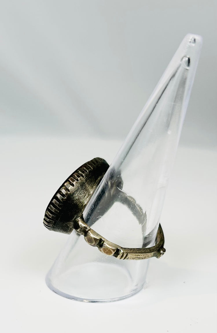 Antique Middle Eastern Carnelian Seal Ring | 19th Century Intaglio