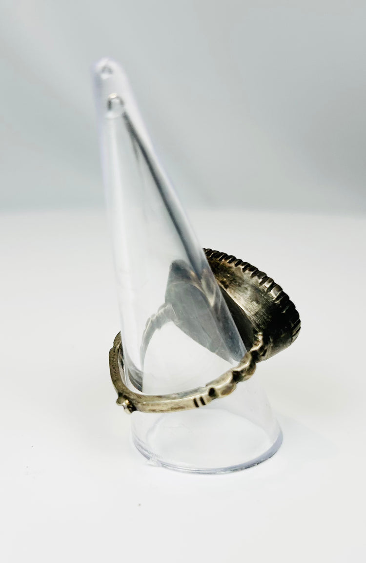 Antique Middle Eastern Carnelian Seal Ring | 19th Century Intaglio