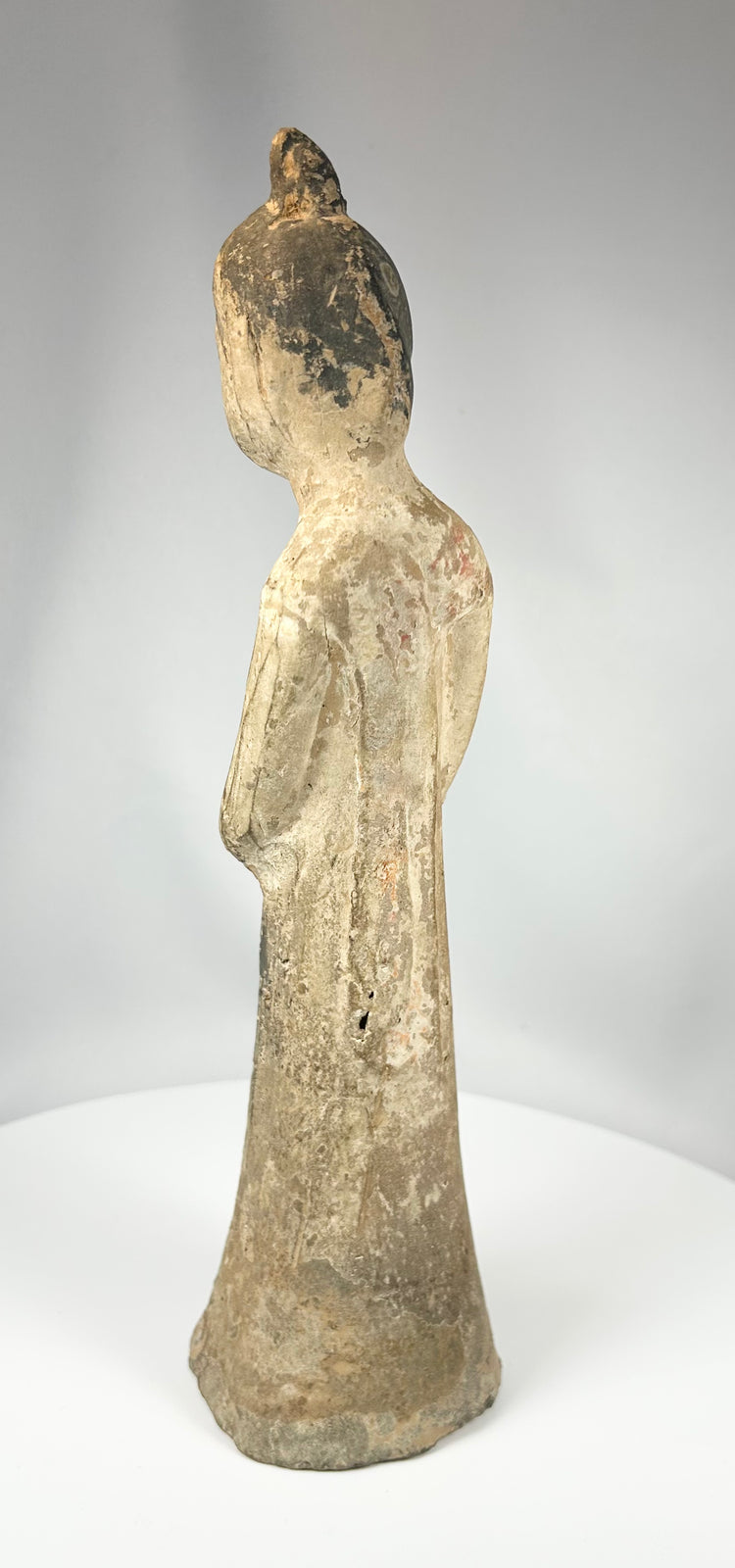 Chinese ceramic attendant sculpture with classical Tang-inspired design