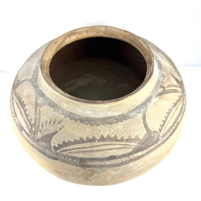Interior view of Huastec terracotta jar showing geometric border