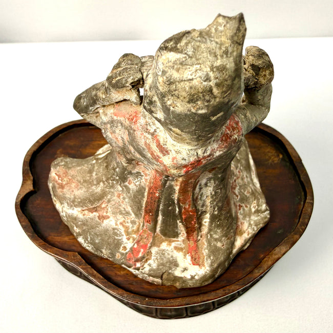 Rear view of Tang Dynasty terracotta court musician statue hairstyle