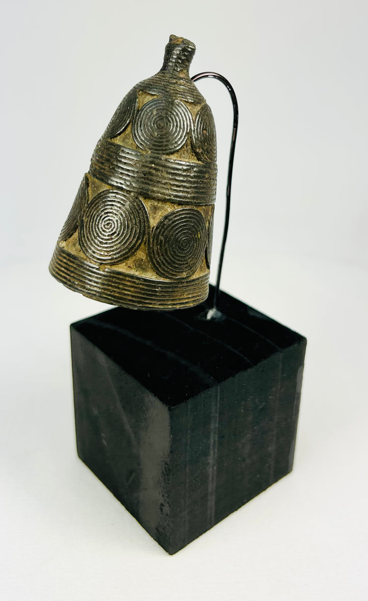 Antique Bronze Ritual Bell (Ghanta) | Vajrayana Buddhist Liturgy | 19th–20th Century