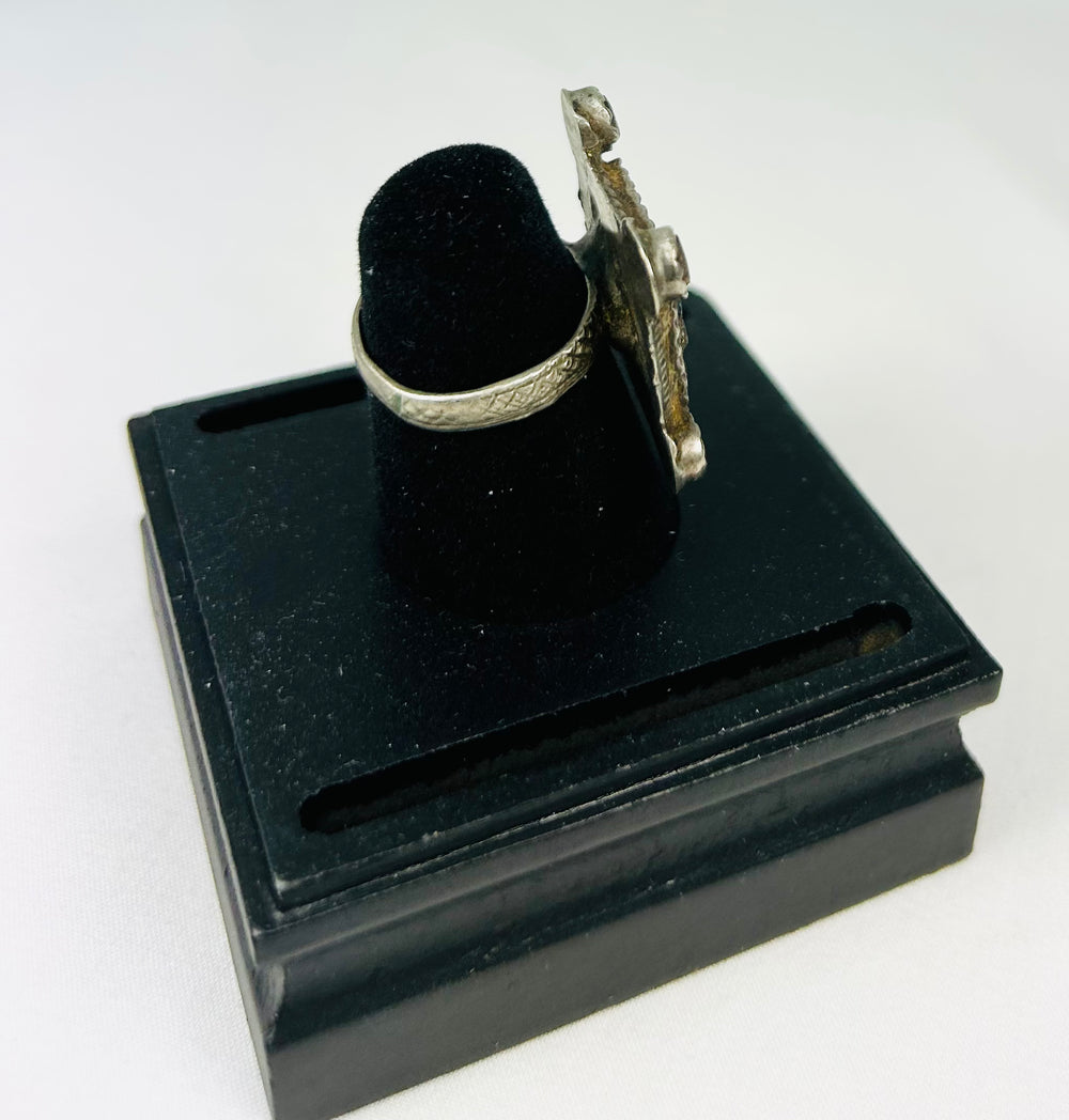 19th century tribal silver ring from the Ottoman Levant with rectangular bezel