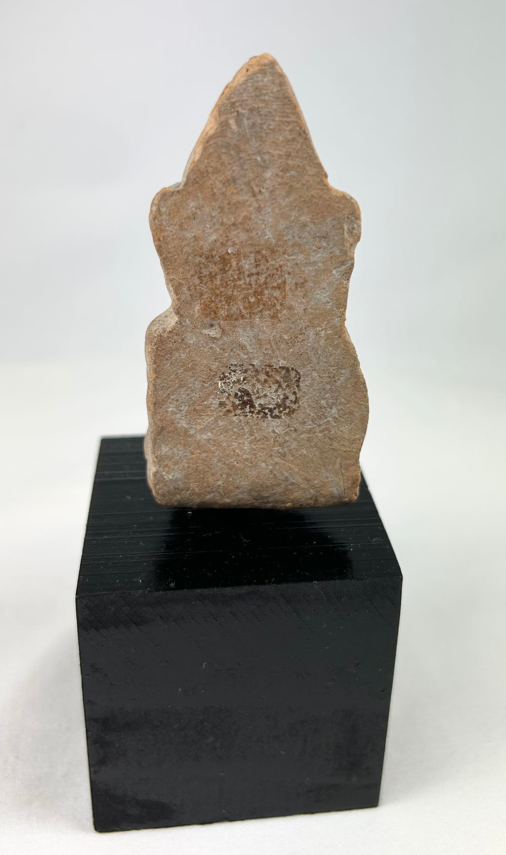 Ancient South Asian votive figurine, 3rd–6th century CE, stylized terracotta sculpture with pigment remains