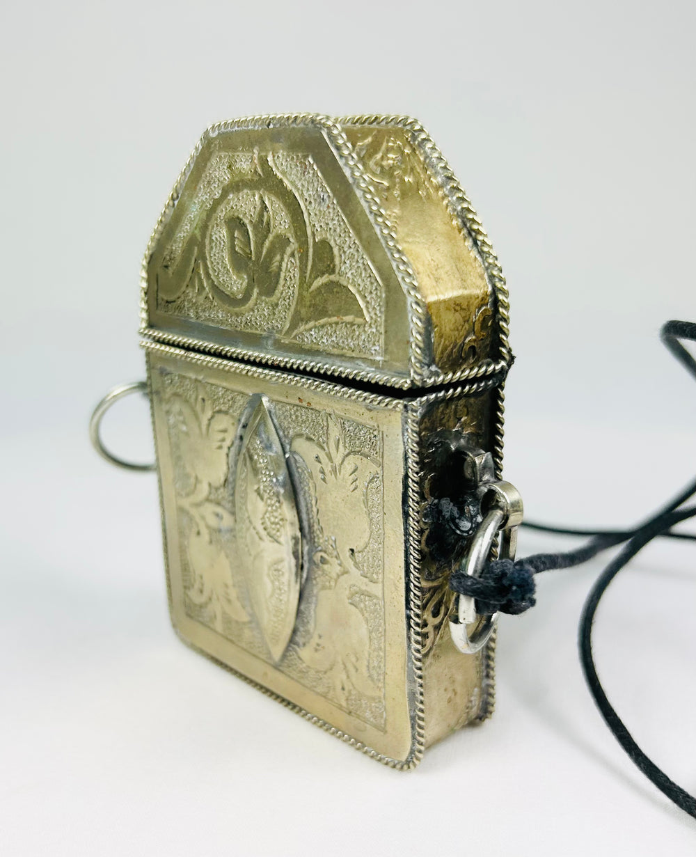 19th century Tibetan gau amulet with hinged lid and sacred chamber