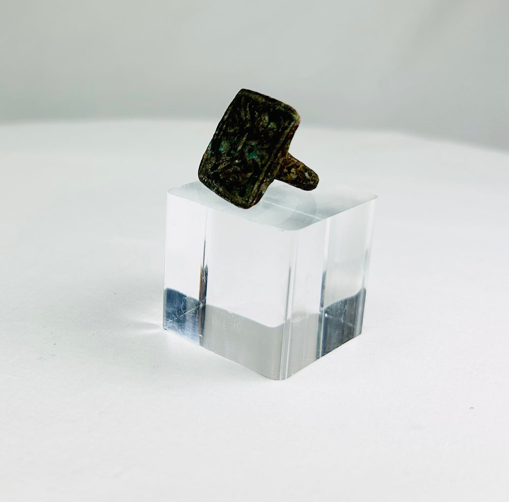 Antique Mediterranean bronze ring with engraved birds symbolizing harmony, ca. 1st–5th century CE