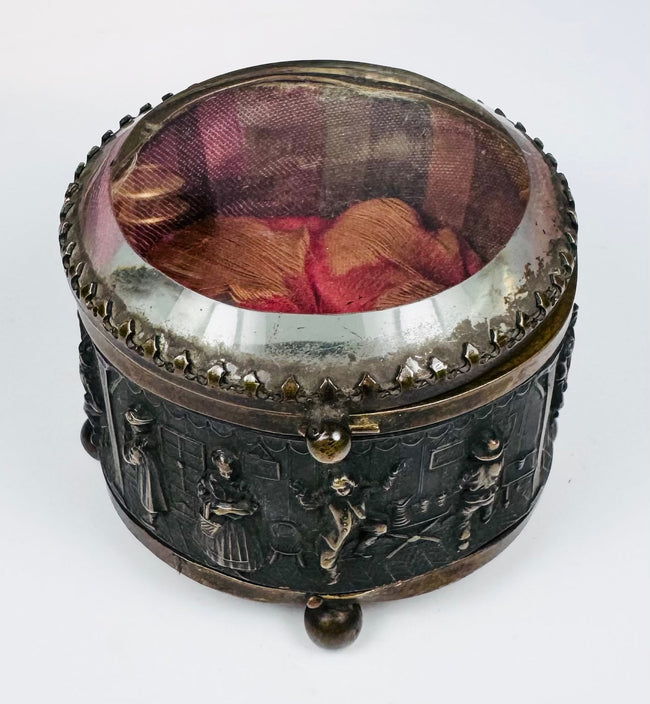 Late 19th-century French jewelry box with raised figural decoration