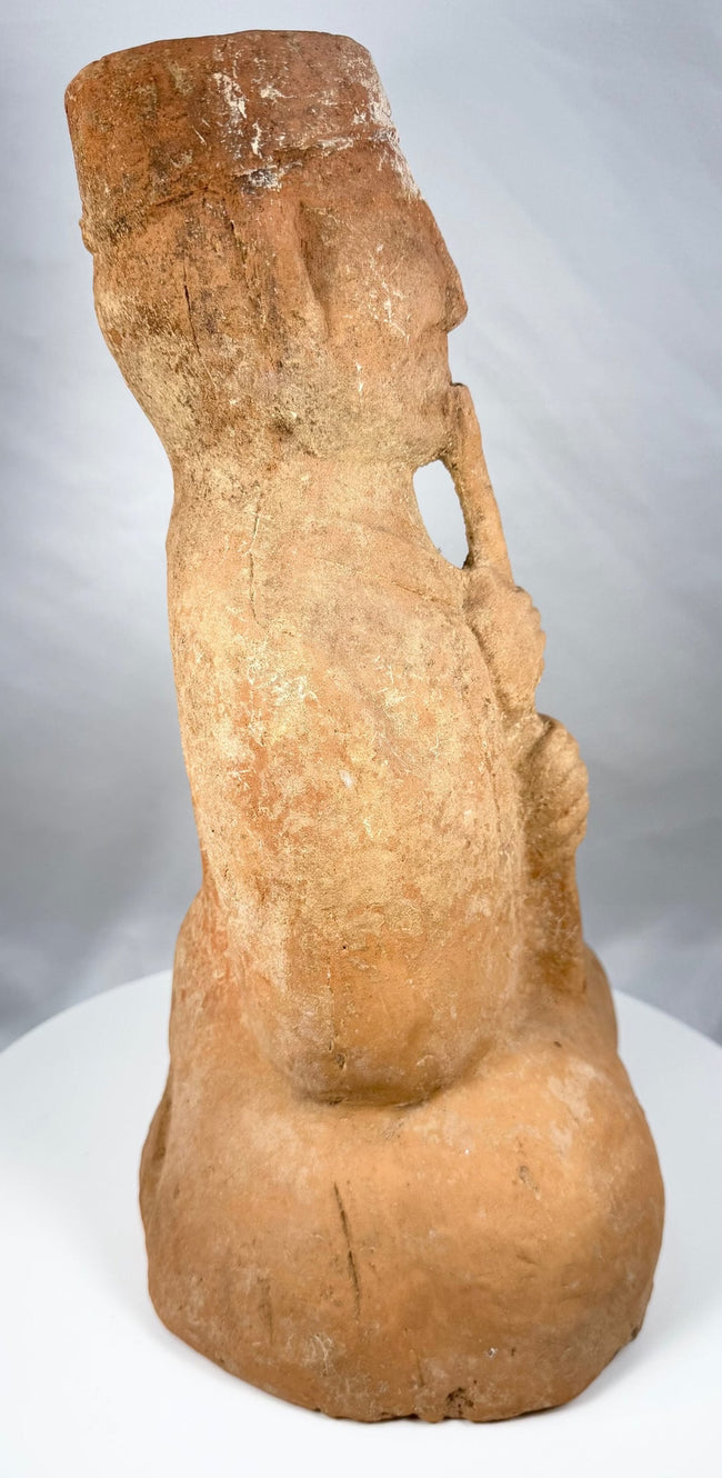 Han Dynasty terracotta musician shown from the front