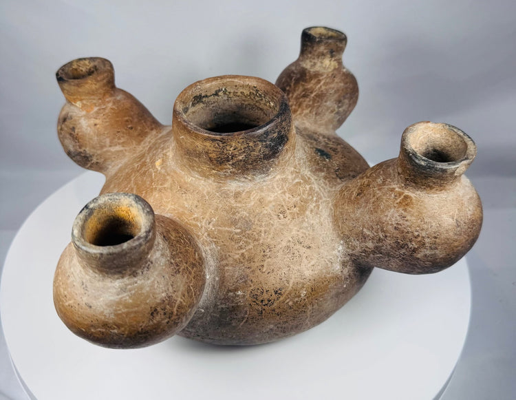 Pre-Columbian Colima pottery vessel dating to 200 BCE–500 CE