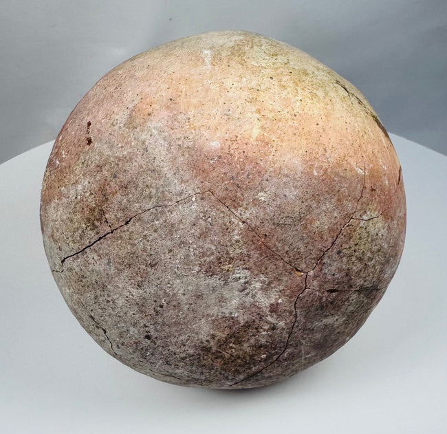 Substantial Pre-Columbian plainware vessel dating approximately 600–1500 CE