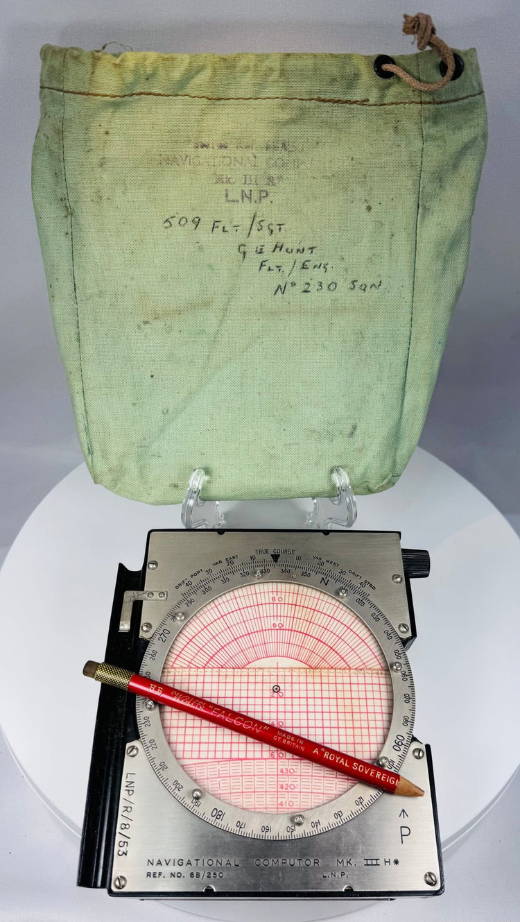 Original green canvas pouch for RAF Mk. III navigation computer