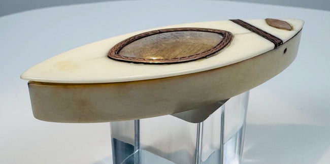 Open Georgian toothpick case revealing its shallow fitted interior