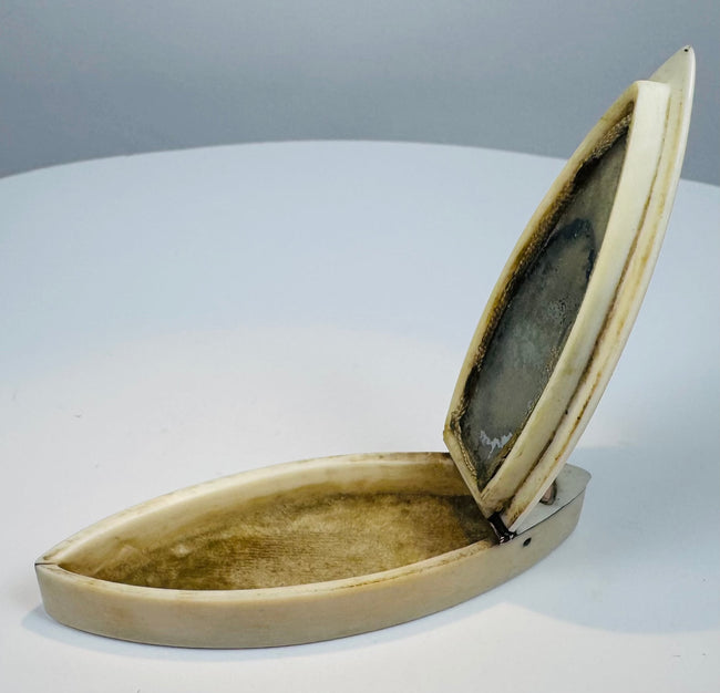 Underside of Georgian navette toothpick case with natural age toning