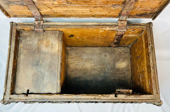 Fine Renaissance Italian cassone with deeply carved hardwood panels and decorative marriage symbolism