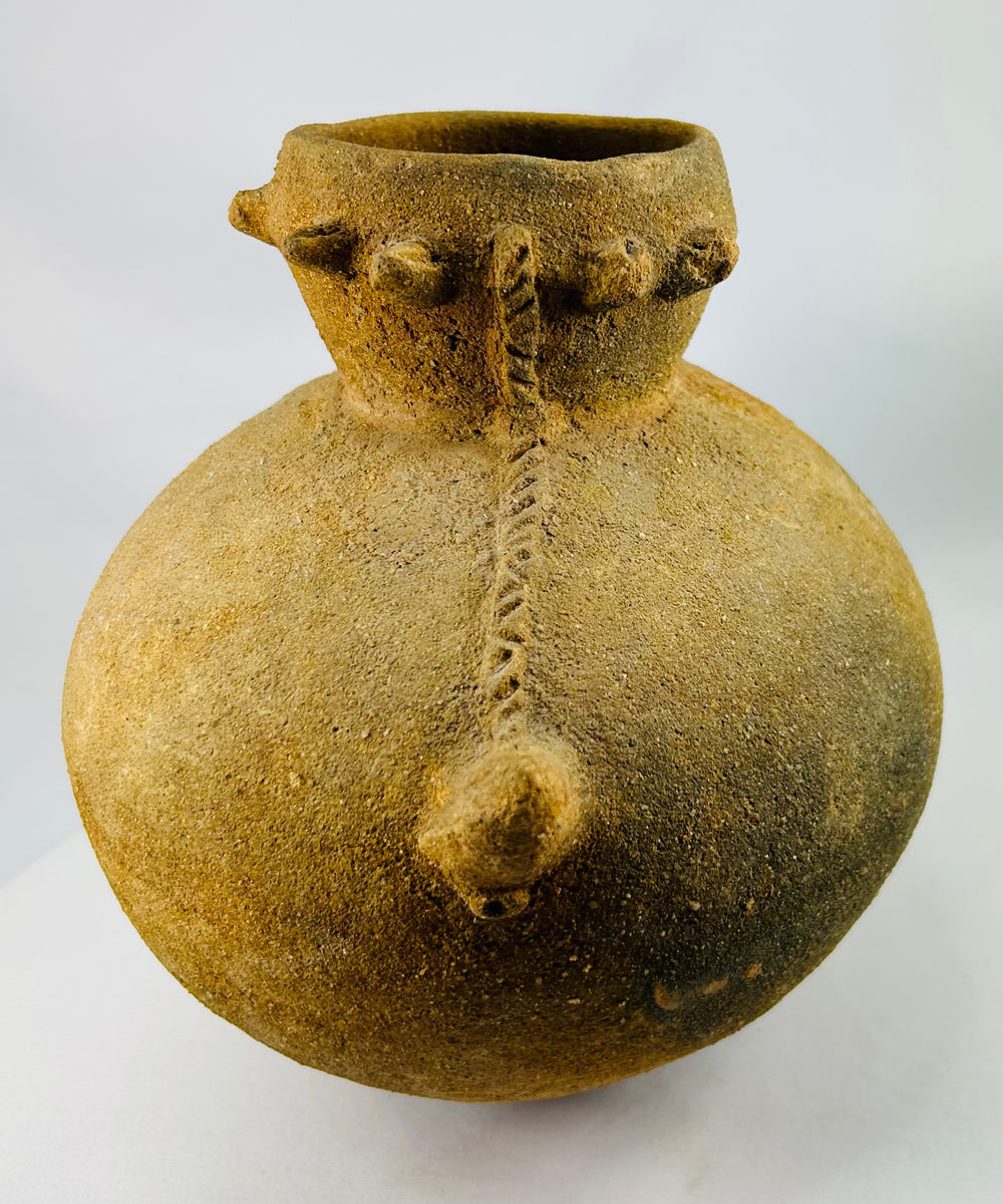 Sahelian terracotta vessel with tribal crocodile figure and earthen patina