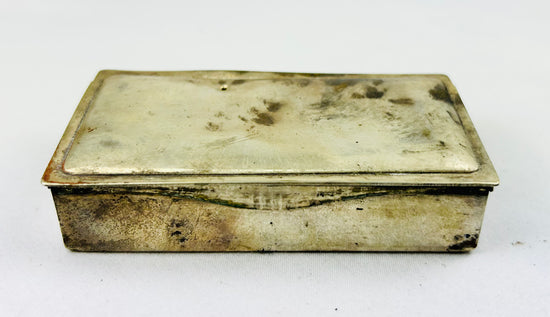 Historic traveling self-defense kit with percussion pistol, dagger, and German patent accessory box