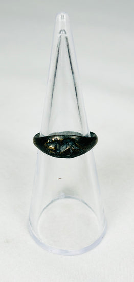 Ancient Roman bronze talisman ring with small mouse depiction and deep burial patina