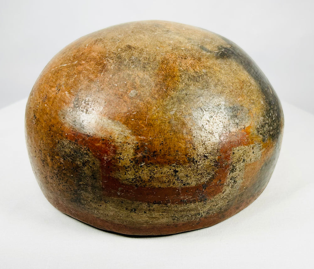 Museum-quality Pre-Columbian painted ceramic bowl on display