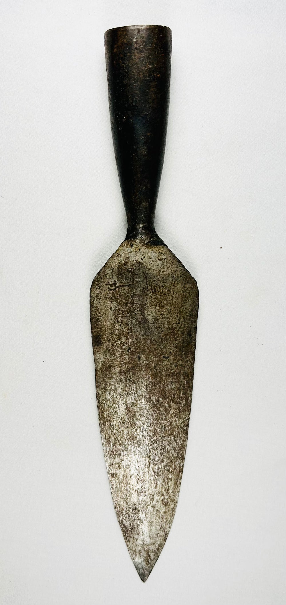 Antique 1700s Indo-Persian spearhead showing detailed blade craftsmanship