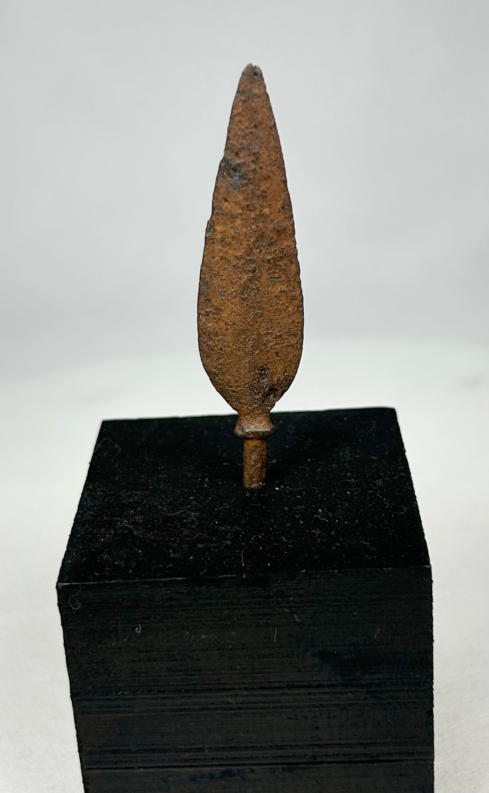Roman to early medieval forged iron arrow or javelin point with leaf-shaped blade
