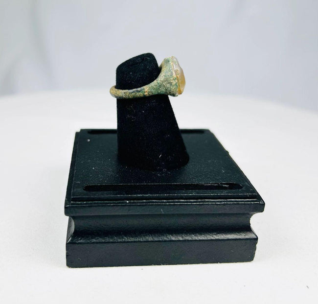 2nd–1st century BCE Indo-Greek silver ring with carved garnet bezel