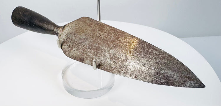 Historic Middle Eastern and South Asian forged iron spearhead with leaf-shaped fighting blade