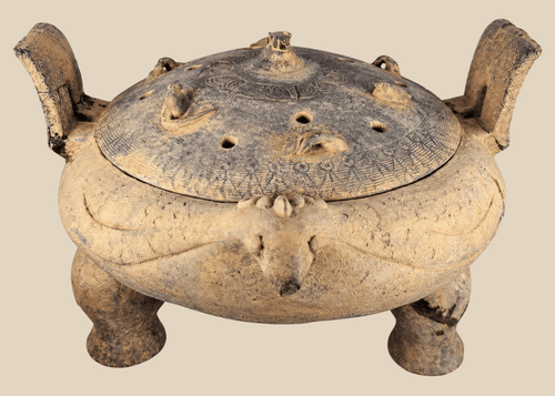 Large ancient Chinese terracotta zoomorphic ritual vessel dating to the Eastern Zhou to Han Dynasty, circa 475 BCE–220 CE.