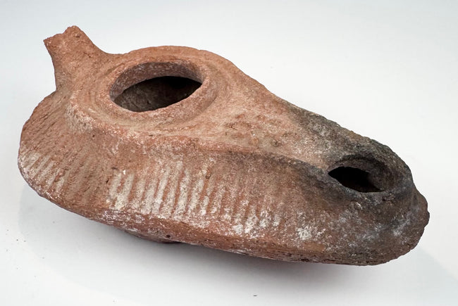 Early Islamic Eastern Mediterranean oil lamp with moulded linear decoration