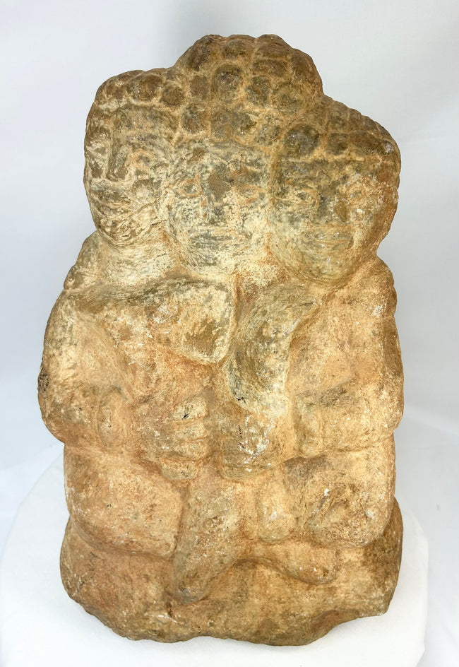 Escultura de piedra de Majapahit de Brahma de tres caras | Siglos XIV-XV | Artefacto hindú indonesio en venta