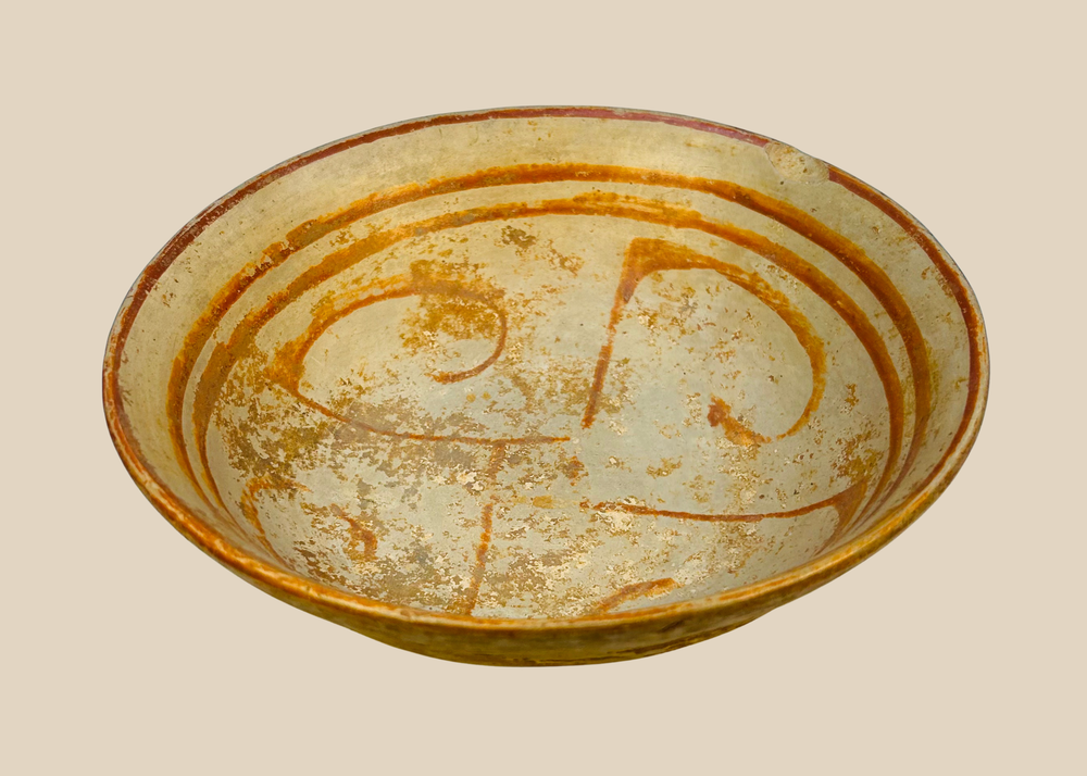 Pre-Columbian West Mexican terracotta bowl with cream slip and painted design