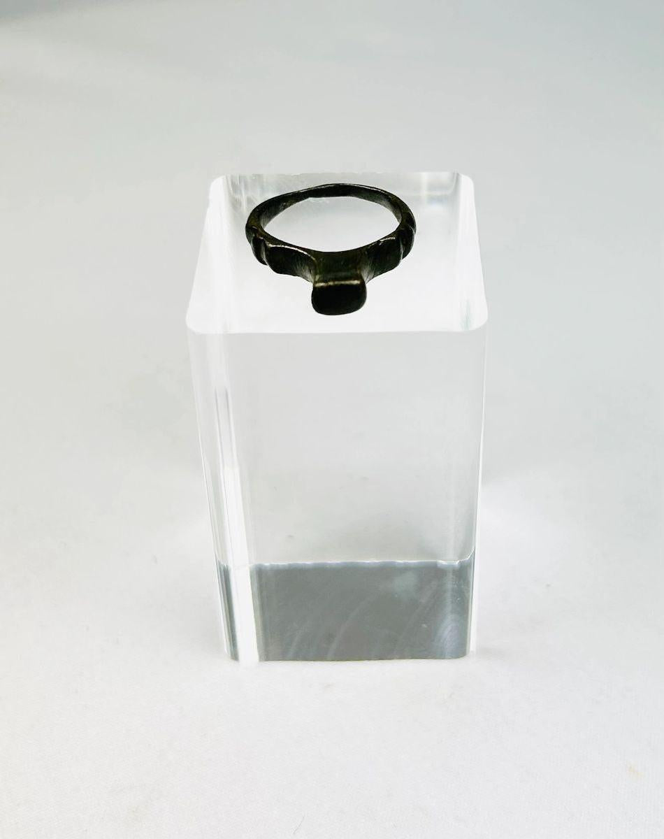 Imperial Roman bronze ring with flat bezel, authentic artifact from the 2nd–3rd century AD