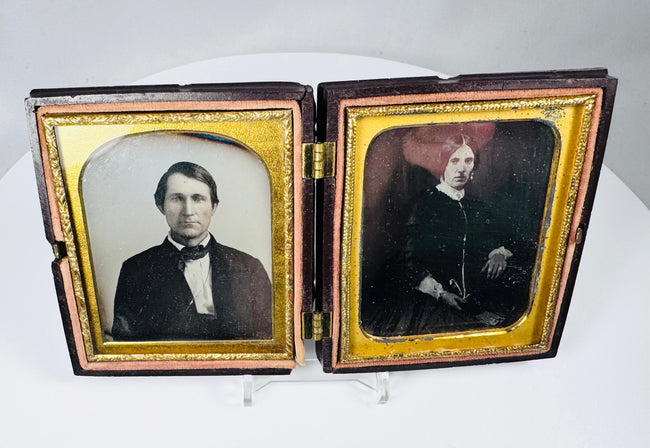 Mid-19th century daguerreotype portraits of a married couple in original presentation case