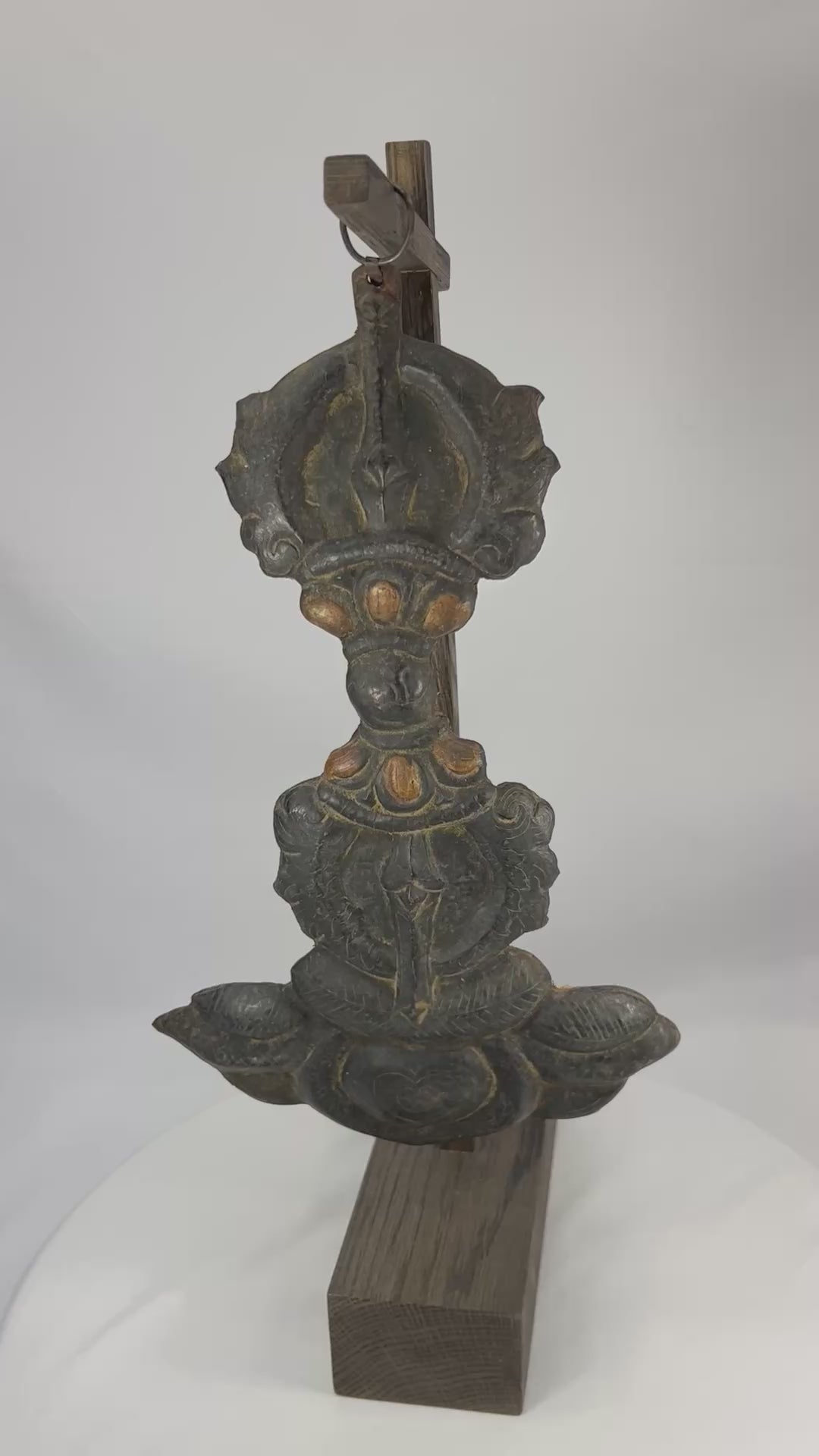 360-degree rotating view of a Japanese gilt bronze vajra-inspired Buddhist temple ornament showing repoussé details, lotus forms, textile backing, and aged patina from the Muromachi–Edo period