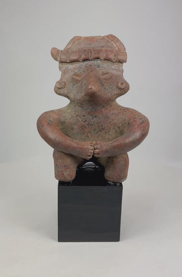 Rotating video showing ancient Nayarit terracotta figure, circa 300 BCE–300 CE.