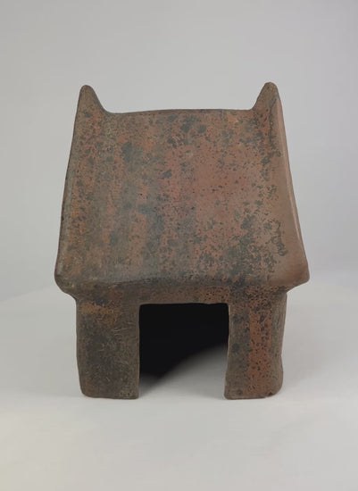 360-degree rotating view of a Pre-Columbian terracotta house model from West Mexico