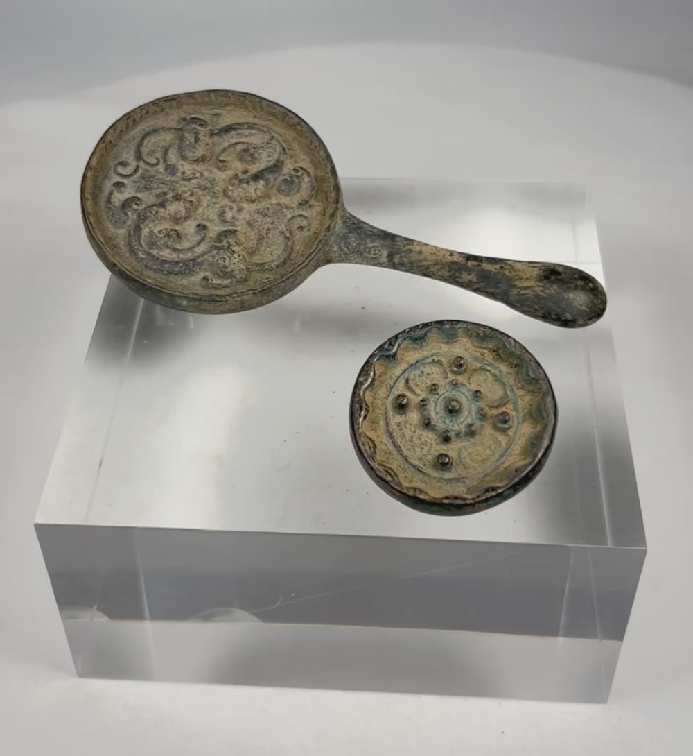 360-degree view of pair of Qing Dynasty Chinese cast bronze hand mirrors