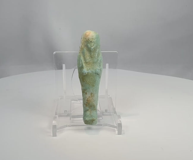 360-degree rotating video of an ancient Egyptian blue-green faience ushabti dating from circa 600–30 BCE