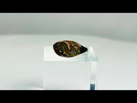 Ancient bronze ring from the Mediterranean or Near East, 1st–4th Century CE, featuring an oval bezel engraved with a horned bull symbolizing strength, power, and fertility. Natural green patina and finely detailed engraving preserve the historical artistry and cultural significance of this antiquity.