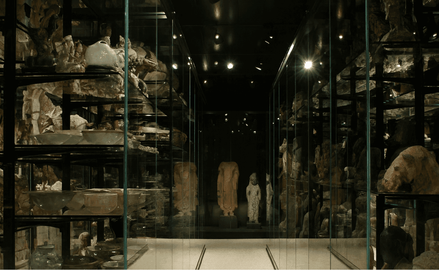 Relic and Rarity – Rare Artifacts & Antiquities