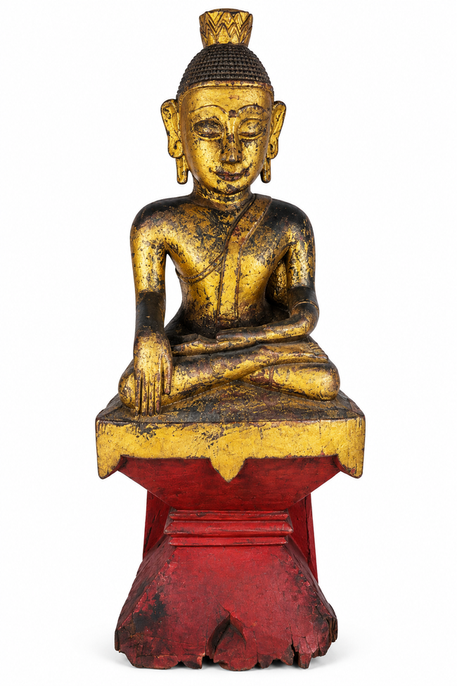 Buda sedente birmano shan (tai yai) antiguo en Bhumisparsha Mudra | Finales del siglo XIX-principios del XX